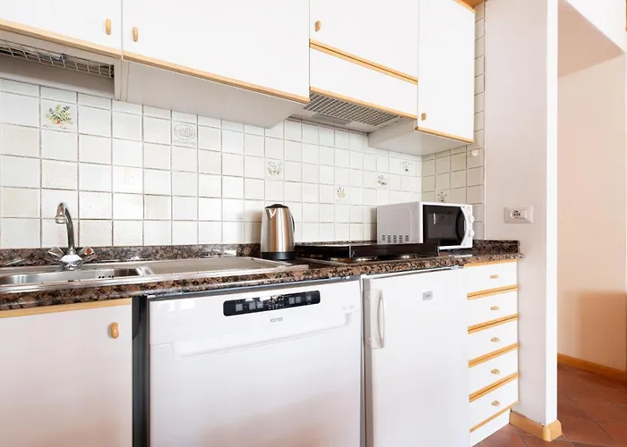 アパート Bruni 2